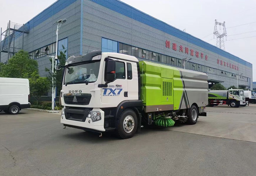 程力專用車重汽豪沃18噸洗掃車