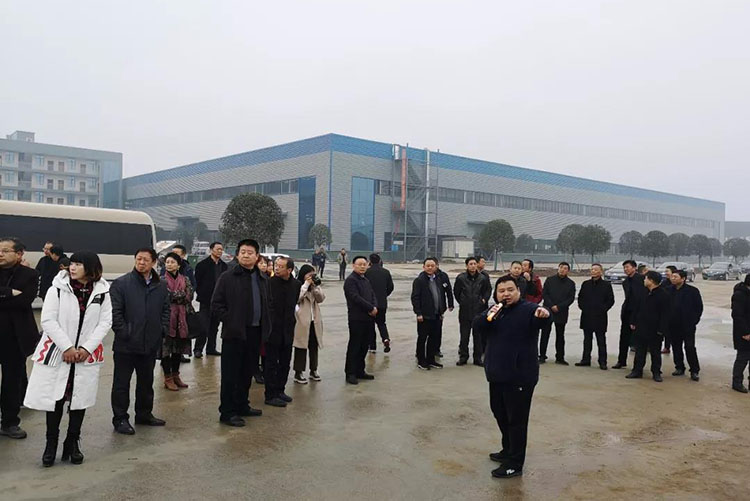 隨州市委、市人大代表團(tuán)蒞臨程力集團(tuán)商用車(chē)產(chǎn)業(yè)園視察